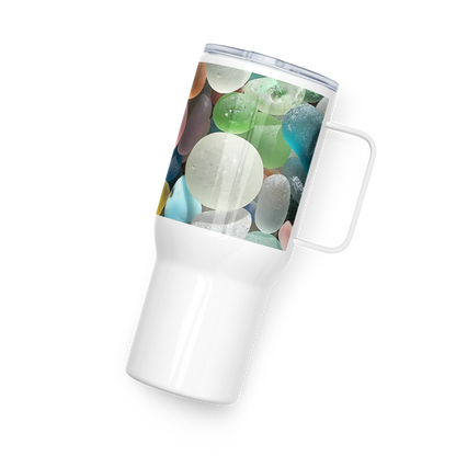 Travel mug with a handle