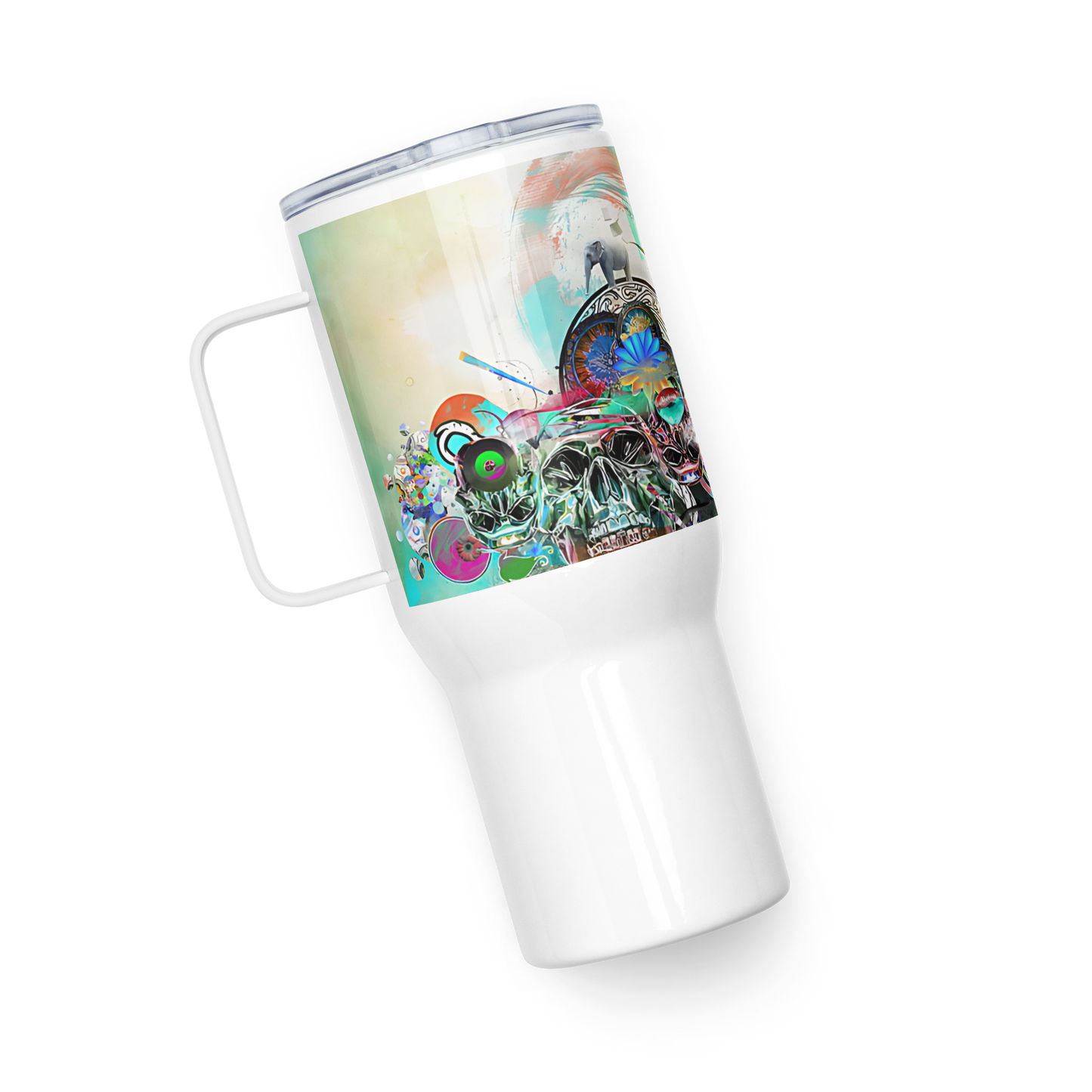 Travel mug with a handle